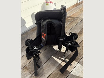Image 1 of 8