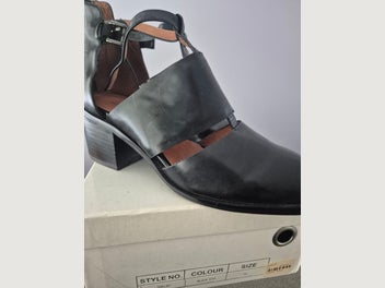 Image 1 of 6