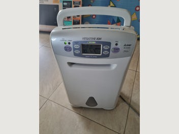 Image 1 of 6