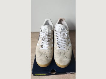 Image 1 of 7