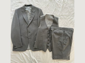 Image 1 of 8