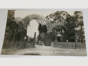 Image 1 of 2
