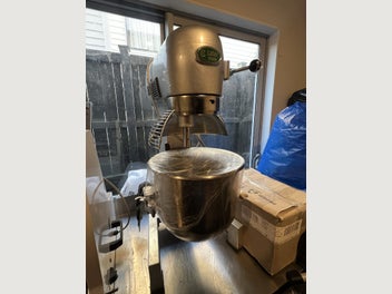 Image 1 of 7