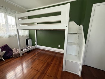Image 1 of 8