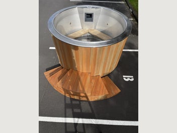 Image 1 of 8