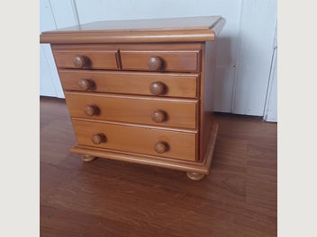 Image 1 of 7