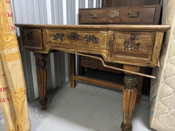 Image 1 of 7