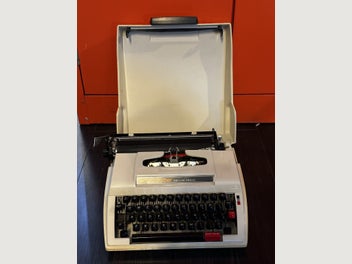 Image 1 of 4