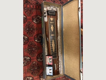 Image 1 of 3