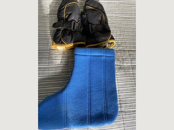 Image 1 of 7