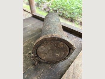 Image 1 of 5