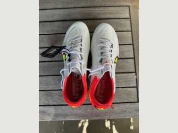 Image 1 of 4