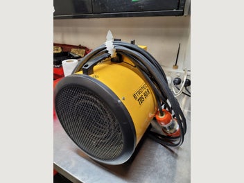 Image 1 of 2