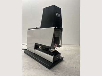 Image 1 of 7