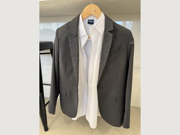 Image 1 of 6