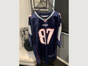 Image 1 of 5
