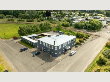 Image 1 of 20