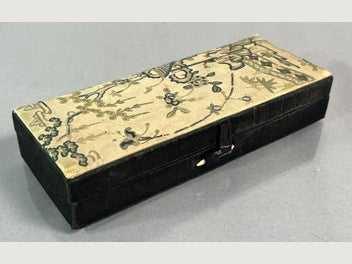 Image 1 of 8