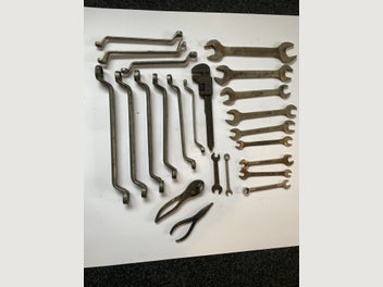 Image 1 of 3