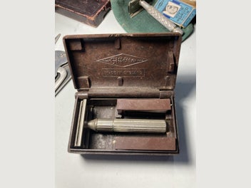 Image 1 of 6