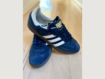 Image 1 of 4