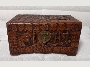 Image 1 of 7