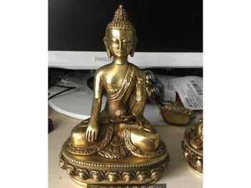 Image 1 of 8