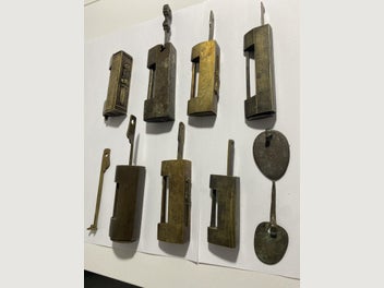 Image 1 of 2