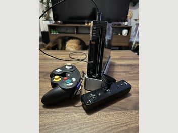 Image 1 of 7