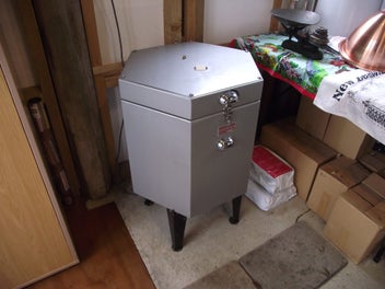 Image 1 of 6