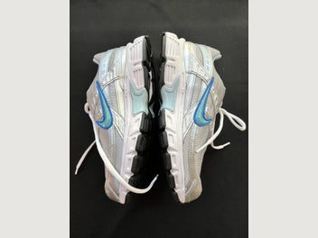 Image 1 of 9