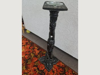 Image 1 of 5