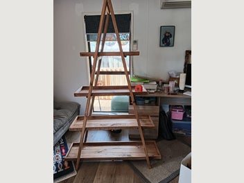 Image 1 of 7