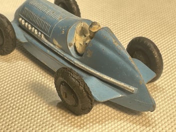 Image 1 of 5