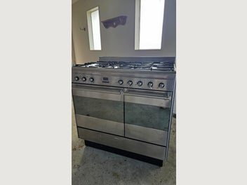 Image 1 of 5