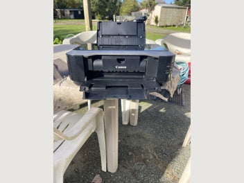 Image 1 of 7