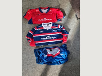 Image 1 of 4