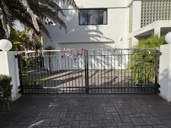 Image 1 of 20