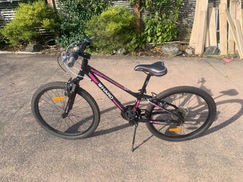 Image 1 of 4