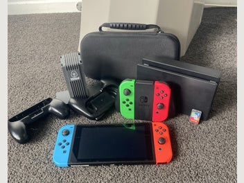 Image 1 of 4