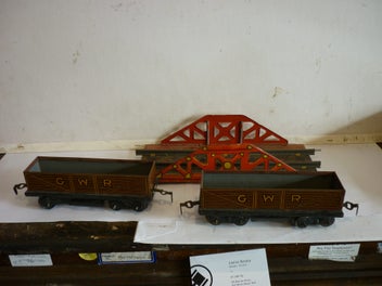 Image 1 of 7