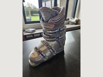 Image 1 of 7