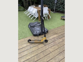 Image 1 of 4