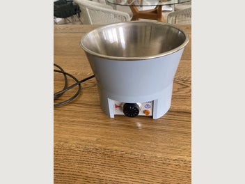 Image 1 of 4