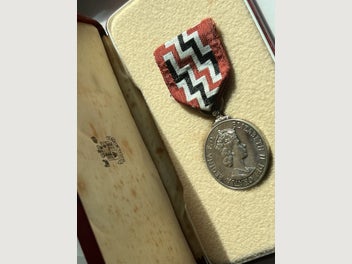Image 1 of 5