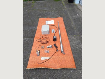 Image 1 of 5