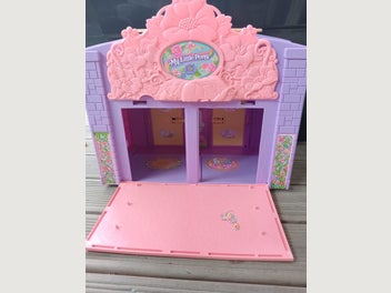 Image 1 of 4