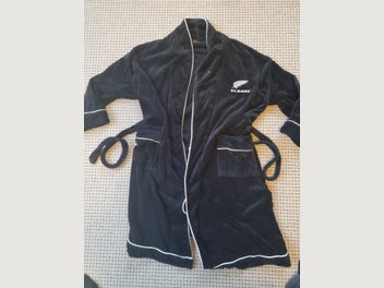 Image 1 of 8