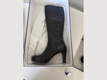 Image 1 of 5