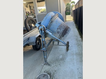 Image 1 of 5